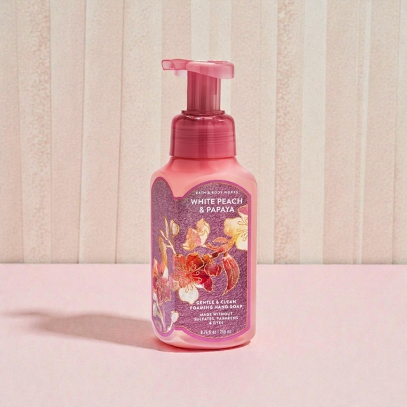 Bath & Body Works Other - White Peach Papaya Hand Soap Gentle and Clean Foaming 8.75